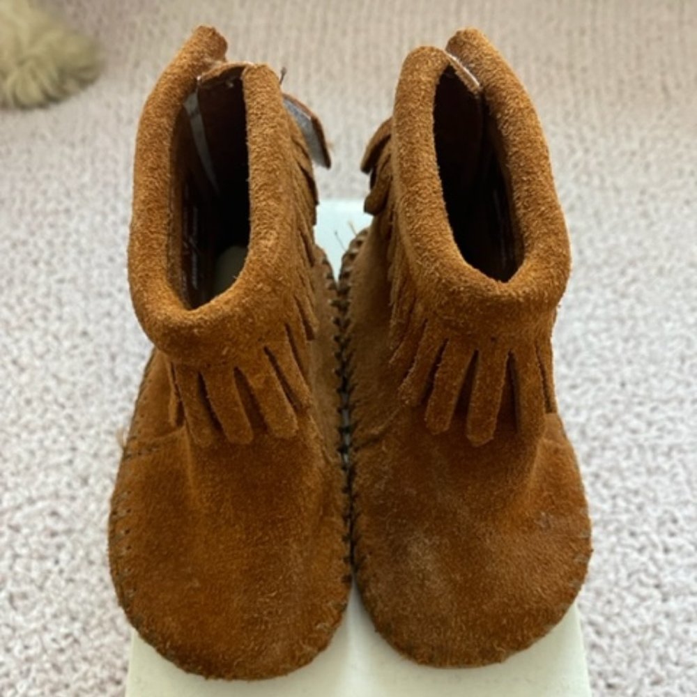 GUC Baby / Toddler Minnetonka Moccasins Size 3